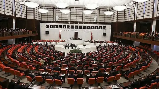 Torba tasarı komisyonda kabul edildi