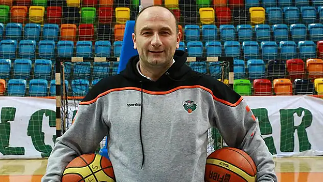 Torku Konyaspor Aziz Bekir ile yollarını ayırdı