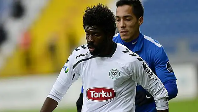 Torku Konyaspor'da Mbamba'nın sözleşmesi uzatıldı