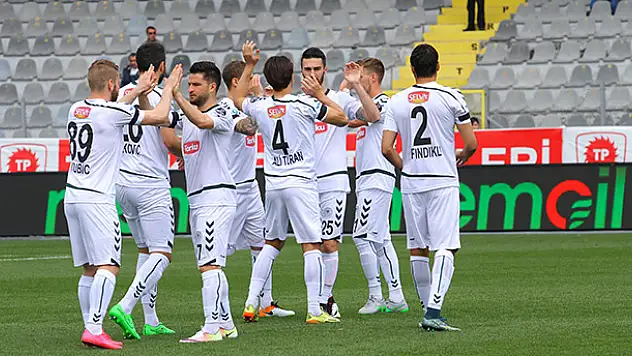 TORKU KONYASPOR'DA PAROLA 3 PUAN