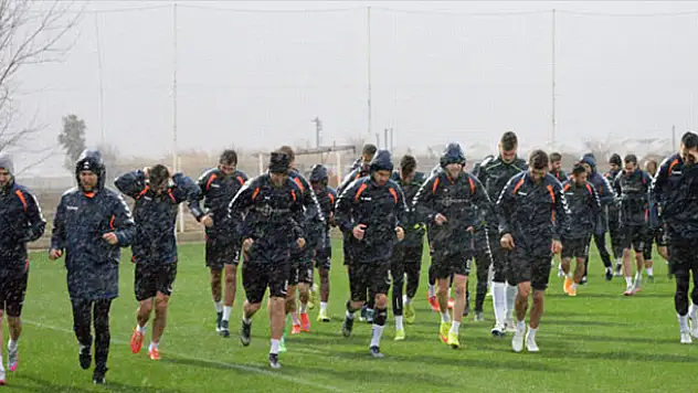 Torku Konyaspor'un antrenmanı yarıda kaldı!