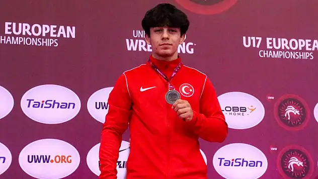 Torku Şekersporlu milli güreşçi Halil Çınar Avrupa ikincisi oldu

