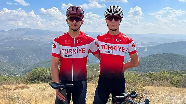 Torku Şekerspor'un bisikletçilerine milli davet
