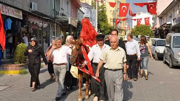 Toroslar'ın yüzlerce yıllık düğün adetleri