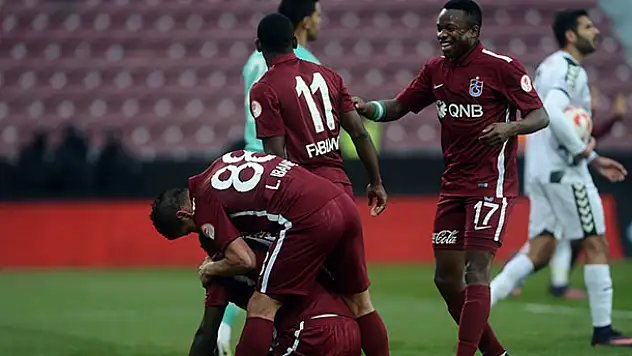 Trabzonspor 1-Konyaspor 0 ( İlk Yarı )