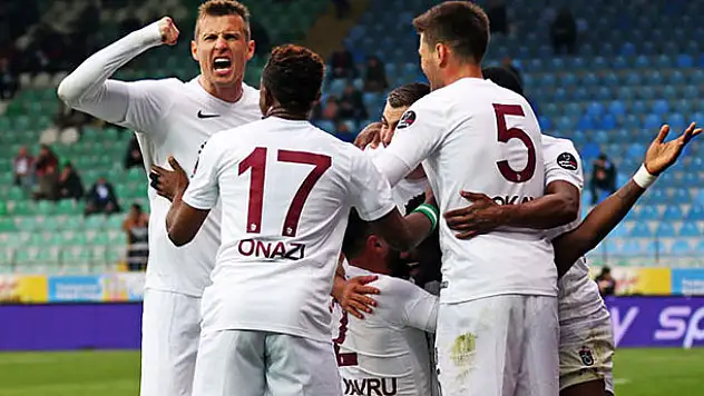 Trabzonspor, Çaykur Rize'i 1-0 mağlup etti.