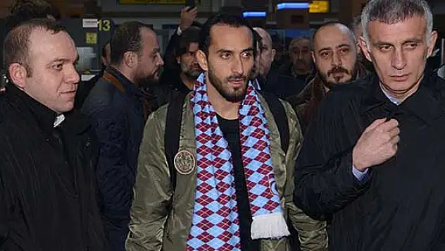 Trabzonspor Erkan Zengin'i borsaya bildirdi