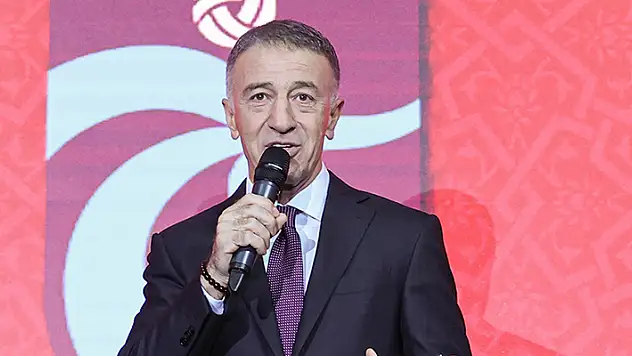 Trabzonspor Kulübü Başkanı Ağaoğlu görevinden istifa etti
