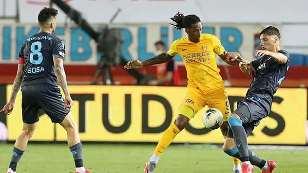 Trabzonspor zirve yolunda puan kaybetti