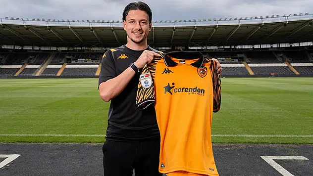 Trabzonsporlu Enis Destan, Hull City'ye transfer oldu