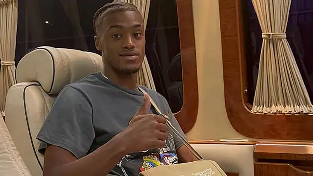Trabzonspor'un yeni sezon ilk transferi Pina şehre geldi