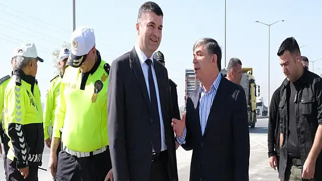Trafik Başkanı Ayhan, Konya'da araçlara yönelik denetime katıldı
