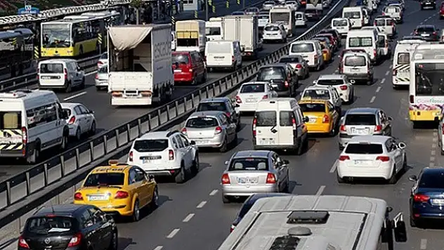 Trafikte toplam kaç araç var?