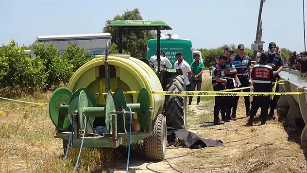 Traktör ile ilaç tankının arasındaki şafta kıyafetleri dolanan kız çocuğu feci şekilde can verdi
