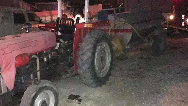 Traktör şaftına kıyafetini kaptıran kadın öldü
