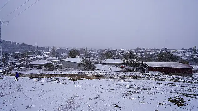 Trakya'nın yüksek kesimlerinde kar yağışı başladı

