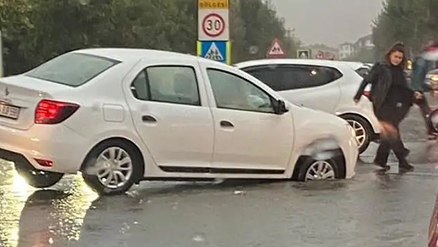 Trakya'yı sel aldı: Edirne ve Tekirdağ'da sonra yağış Kırklareli'ni de vurdu
