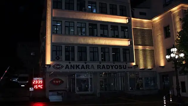 TRT radyo çalışanı odasında ölü bulundu