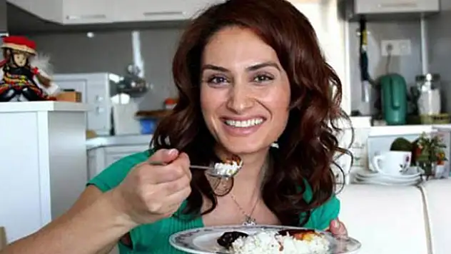 TRT sunucusu Seval Akbaba'dan üzen haber