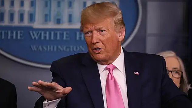 Trump, Kovid-19 nedeniyle ABD'ye göçü durduracak