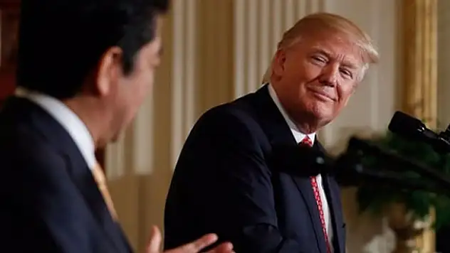 Trump'tan Japon Başbakan'a şok hareket!