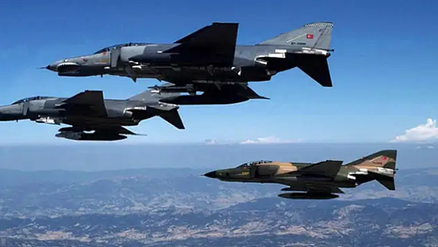 TSK: 'El Bab bölgesinde DEAŞ terör örgütüne ait 16 hedef imha edildi'