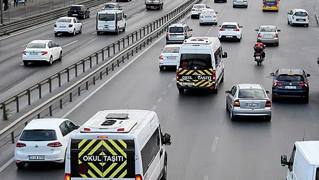 TŞOF Başkanı Fevzi Apaydın, şoför esnafına aşı olmaları çağrısında bulundu
