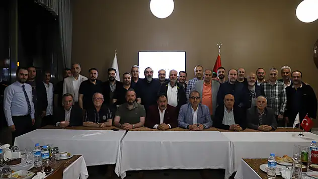TSYD Konya ailesi iftarda buluştu