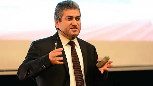 TÜBİTAK Eski Başkanı Prof.Dr. Altunbaşak gözaltına alındı