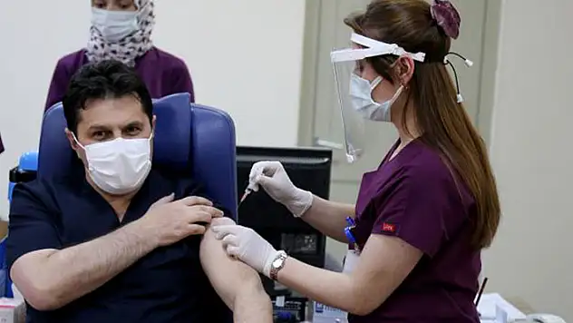 Tüm öğretmenler ve eğitim çalışanlarının aşı randevuları açıldı