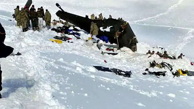 Tunceli'de düşen helikopterle ilgili flaş gelişme