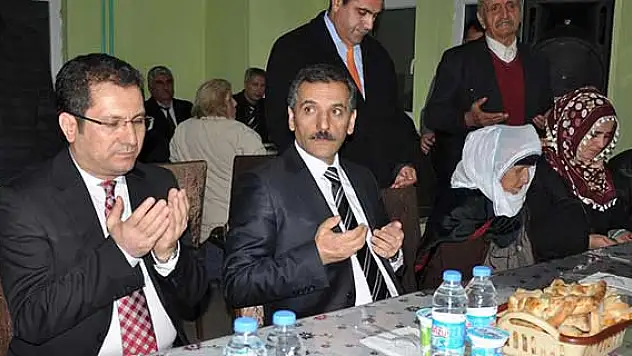 Tunceli Valisi Kaymak Hızır Orucu iftarı verdi