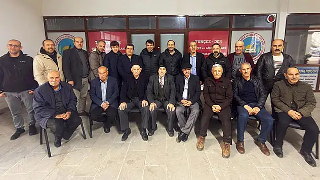 Tunçez-Der'de Sait Tunçez güven tazeledi