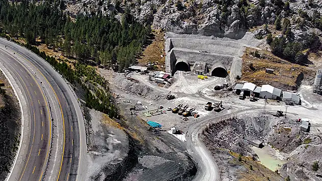 Tünelde ışık göründü! Konya'yı Akdeniz'e bağlayan yolda 'kış çilesi' bitiyor