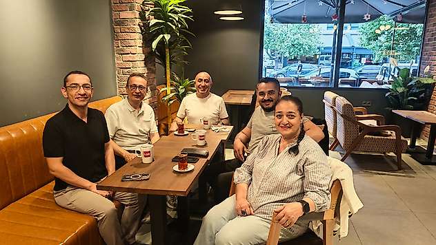 Turan Arslan Konya Mûsikî Derneği'nde güven tazeledi