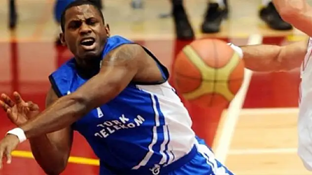 Türk basketbolcu ölü bulundu
