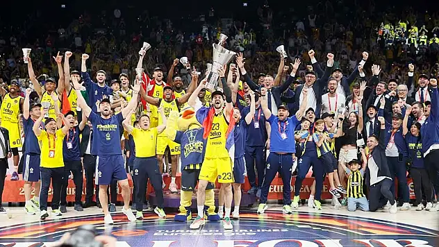 Türk basketbolu 20. kupanın peşinde