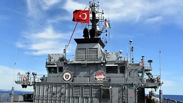 Türk Deniz Kuvvetleri İtalya'da göz doldurdu