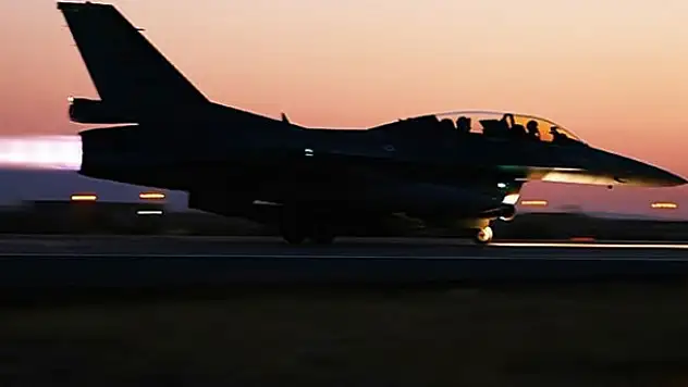 Türk jetleri bomba yağdırdı