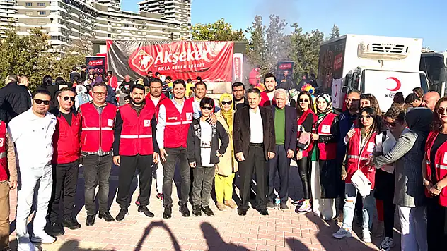 TÜRK Kızılay Haftası'na AKŞEKER desteği
