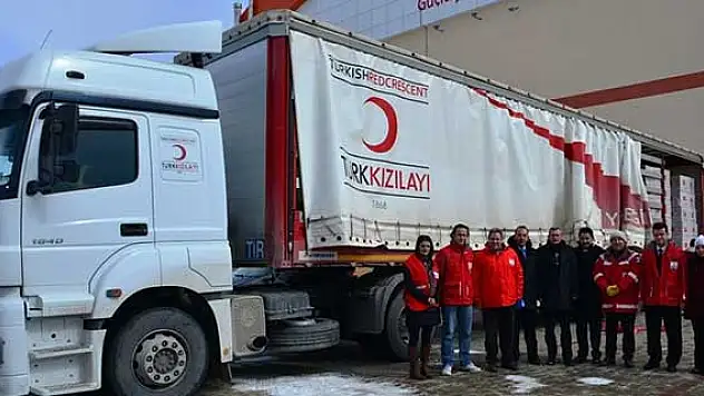 Türk Kızılayı'ndan sığınmacılara yardım