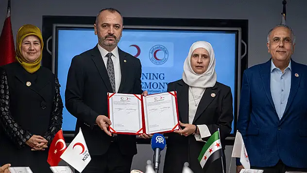 Türk Kızılayı'ndan Suriye'de 3 ayrı alanda protokol