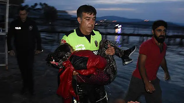 Türk polisi göçmen kız için gözyaşı döktü