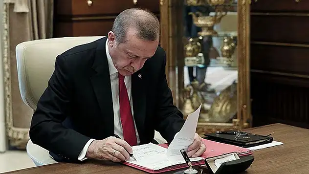 Türk Silahlı Kuvvetlerinde 141 general ve amirale yeni görev
