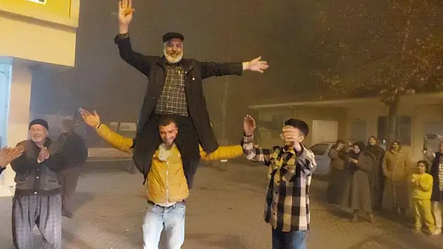 Türk vatandaşlığı alan Suriyeli, 53 yaşında askere uğurlandı
