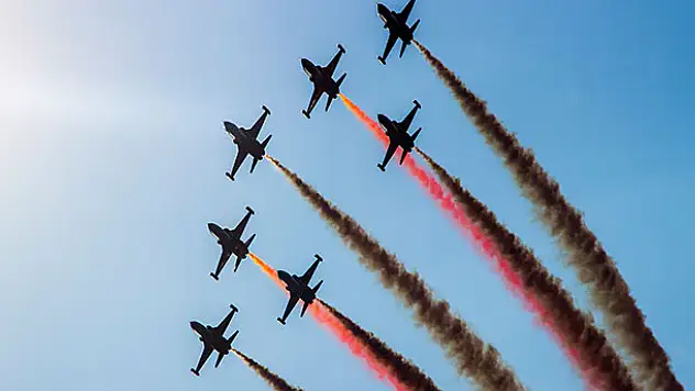 Türk Yıldızları 2019 gösteri takvimini açıkladı