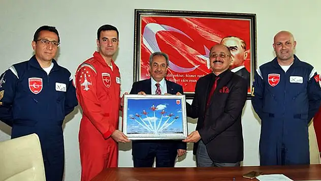 Türk Yıldızları Akşehir semalarında gösteri yapacak