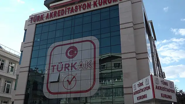 TÜRKAK 15 akreditasyon uzman yardımcısı ve 2 idari personel alacak
