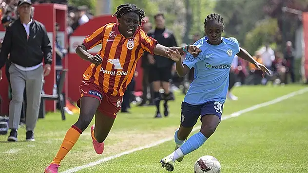 Turkcell Kadın Futbol Süper Ligi'nde şampiyon Galatasaray oldu
