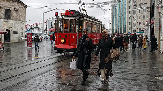 Türkiye 11 ayda yaklaşık 14,5 milyon ziyaretçi ağırladı